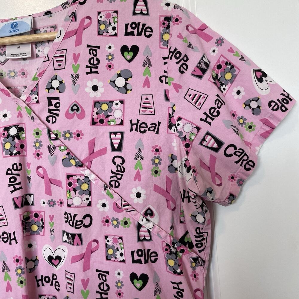 SB Scrubs Breast Cancer Awareness Pink Ribbons Hearts Scrub Top Size M Cotton - Picture 5 of 10